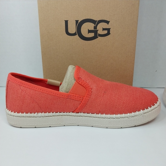 UGG "Luchiah" Womens size 6 Slip on Peach Bliss Sneakers BRAND NEW with Box - Picture 9 of 15